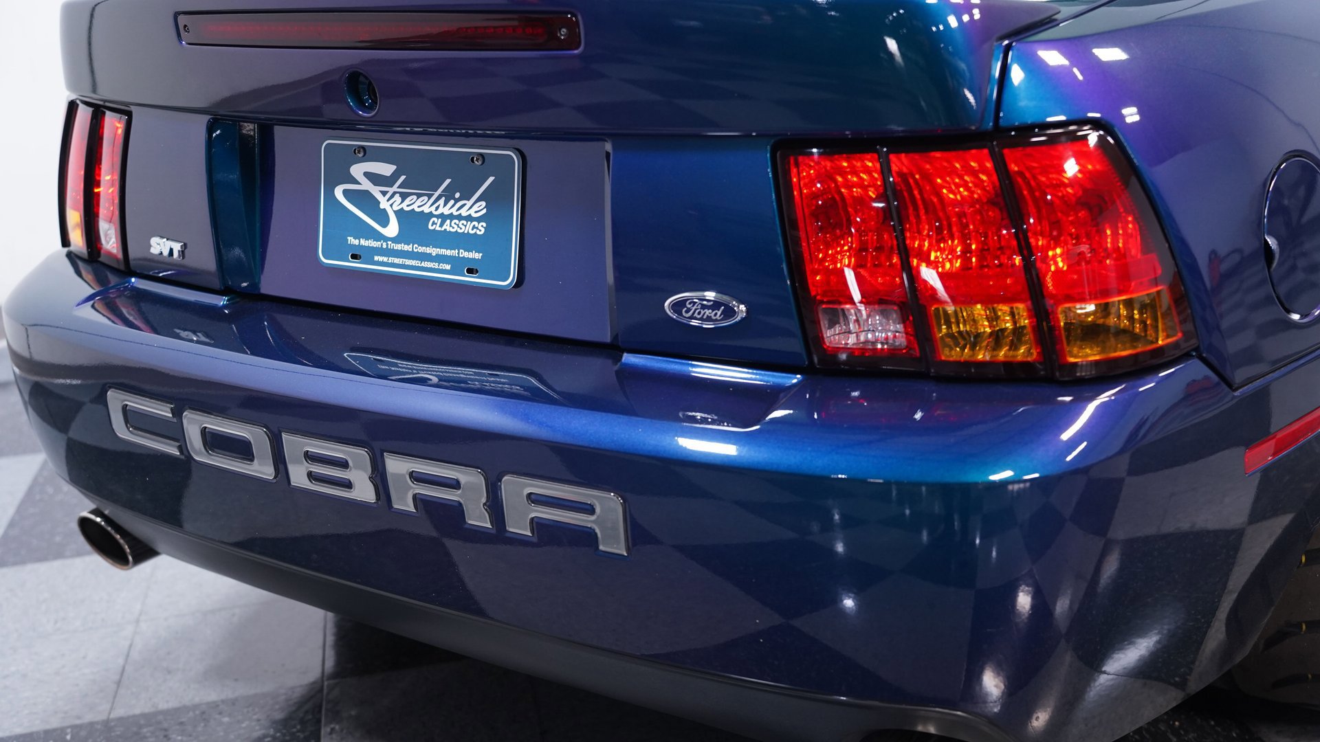 Used 2004 Ford Mustang Cobra RWD image 21