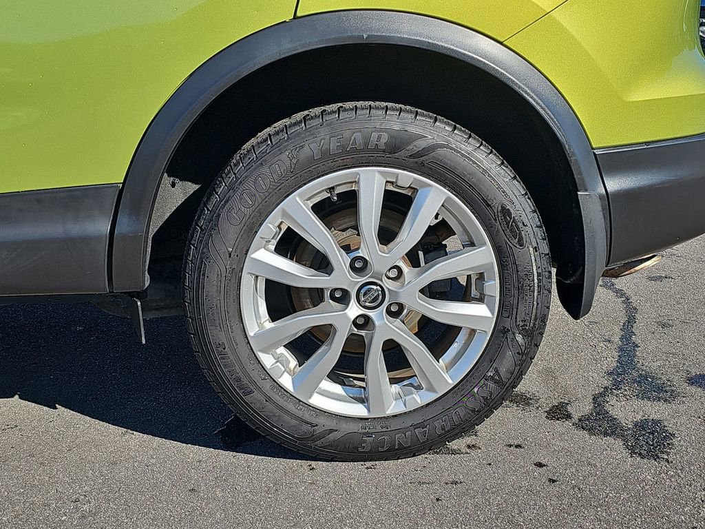 Used 2020 Nissan Rogue Sport S w/ Appearance Package image 35