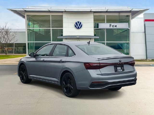 New 2026 Volkswagen Jetta SE FWD image 3