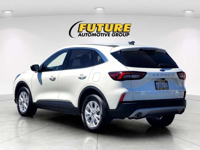 Certified 2023 Ford Escape Active w/ Tech Pack #1 AWD/4WD image 6