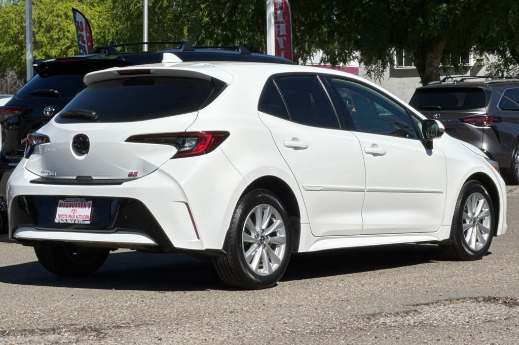 Certified 2023 Toyota Corolla SE image 3