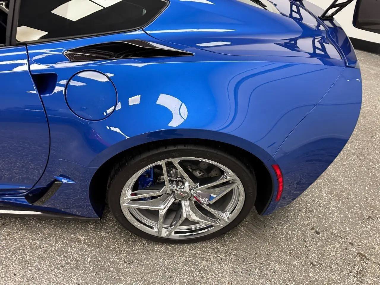Used 2019 Chevrolet Corvette ZR1 RWD image 26