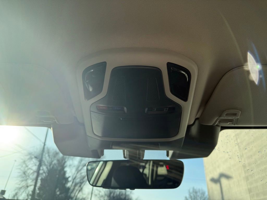 Certified 2025 Subaru Outback Premium w/ Popular Package #1A image 19