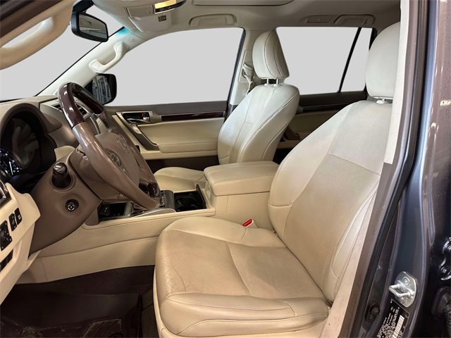 Used 2019 Lexus GX 460 image 20