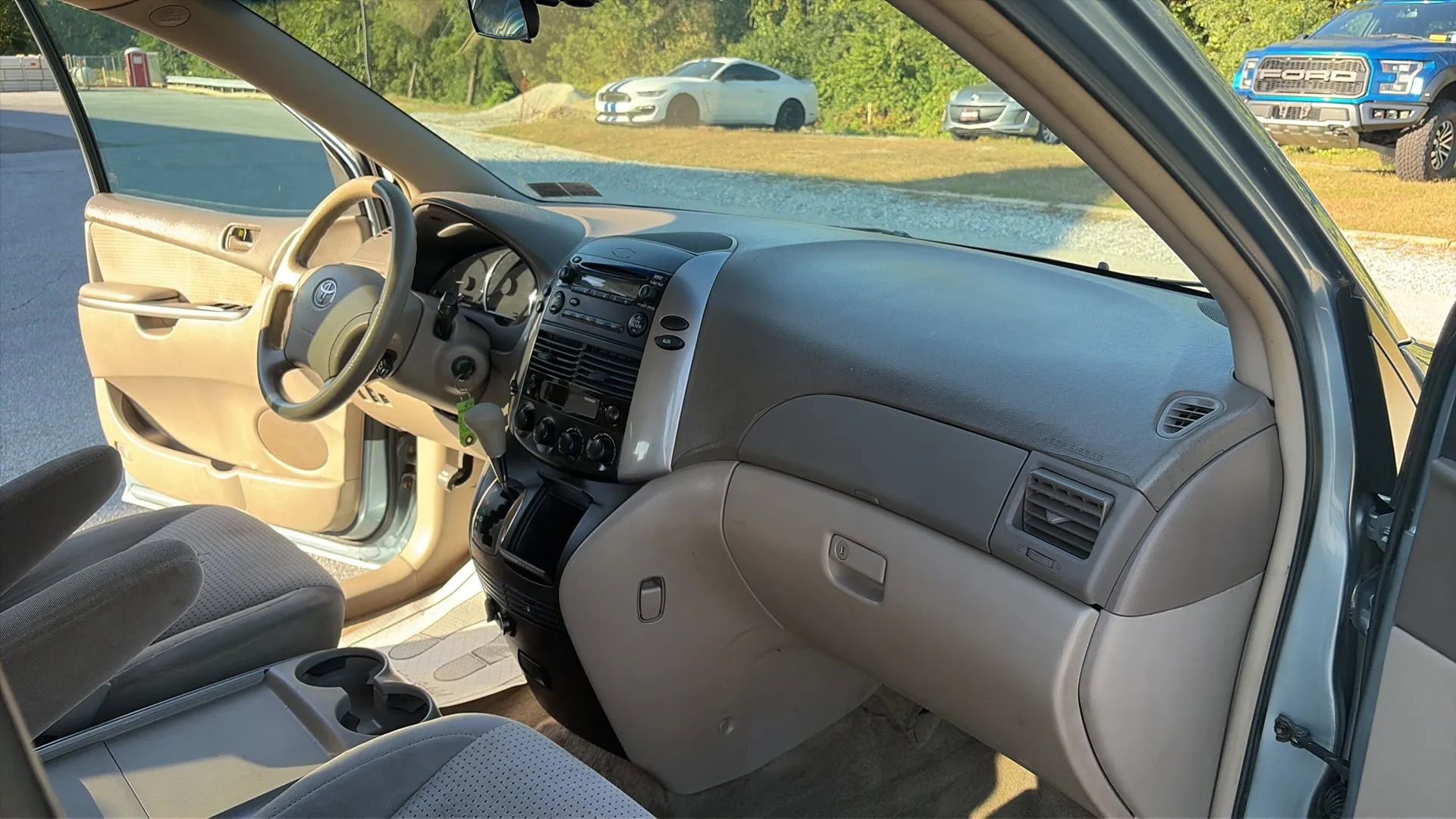 Used 2006 Toyota Sienna LE image 40