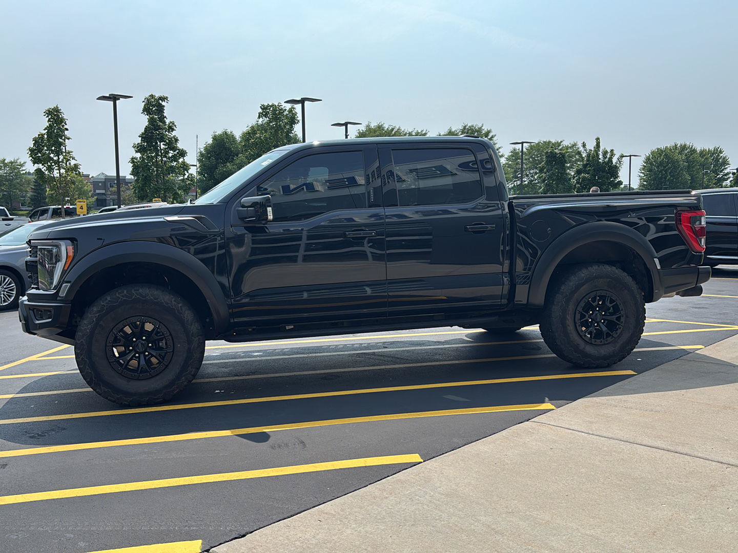 Used 2023 Ford F150 Raptor w/ Equipment Group 802A Raptor R AWD/4WD image 10