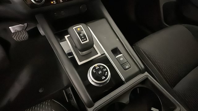 Used 2022 Mitsubishi Outlander ES AWD/4WD image 21