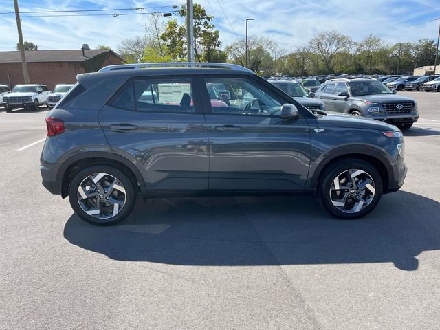 New 2026 Hyundai Venue SEL image 6