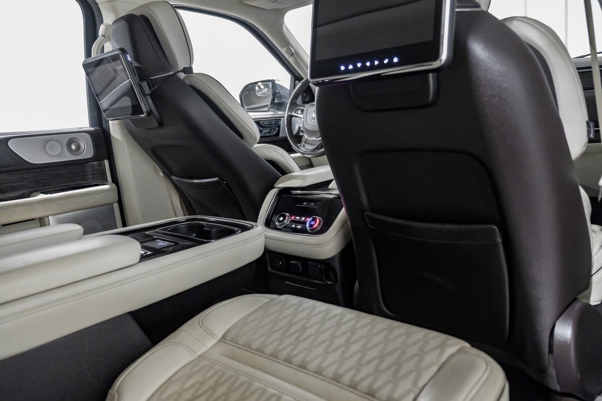 Used 2021 Lincoln Navigator L Black Label w/ Cargo Convenience Package image 35