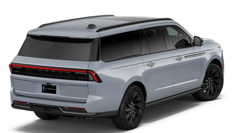 New 2026 Lincoln Navigator L Reserve AWD/4WD image 26