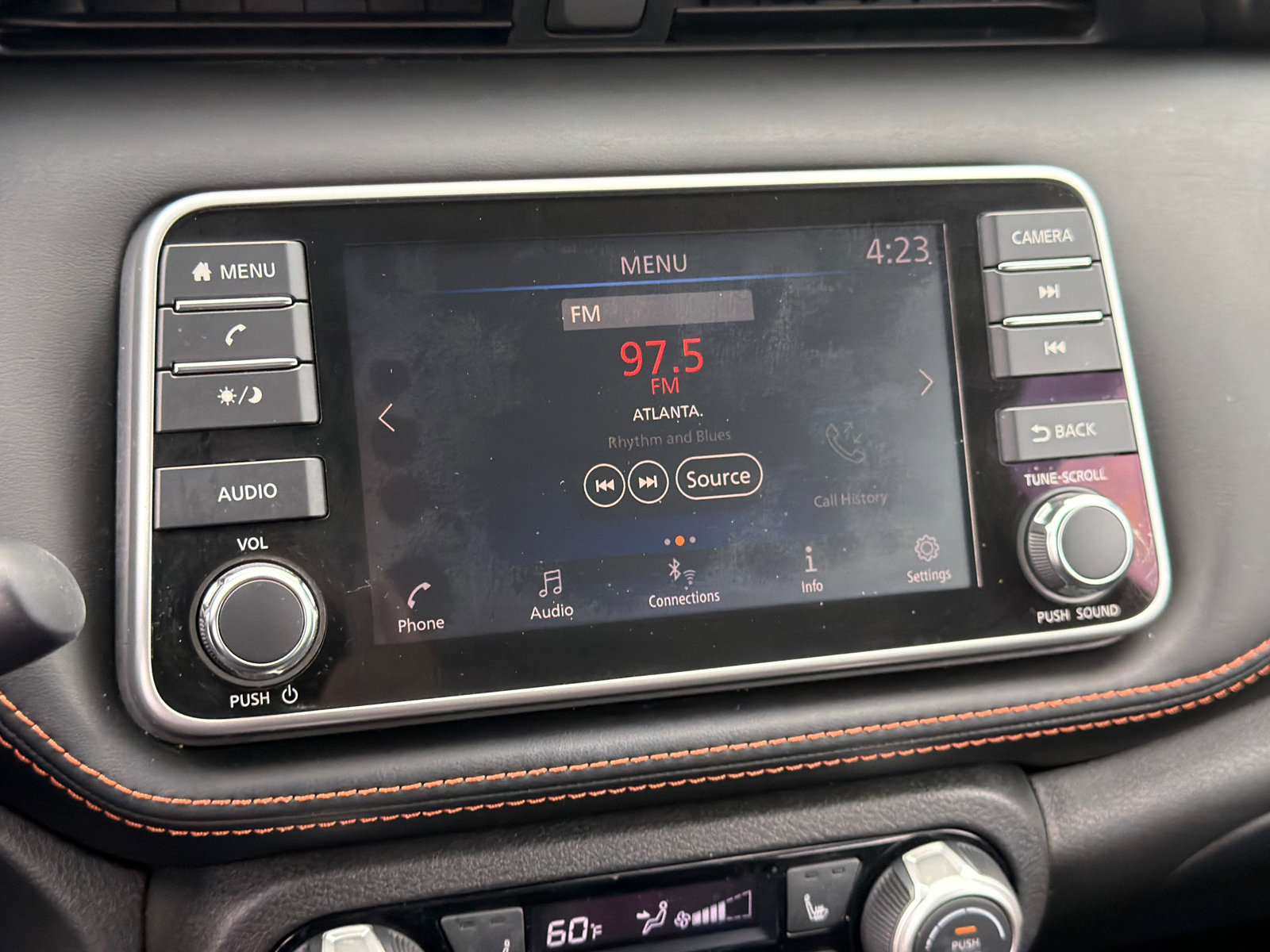 Used 2020 Nissan Kicks SR w/ SR Premium Package FWD image 28