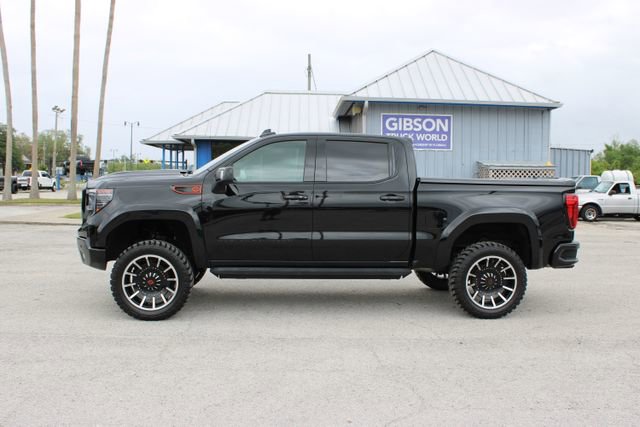 Used 2023 GMC Sierra 1500 AT4 w/ AT4 Premium Package AWD/4WD image 6