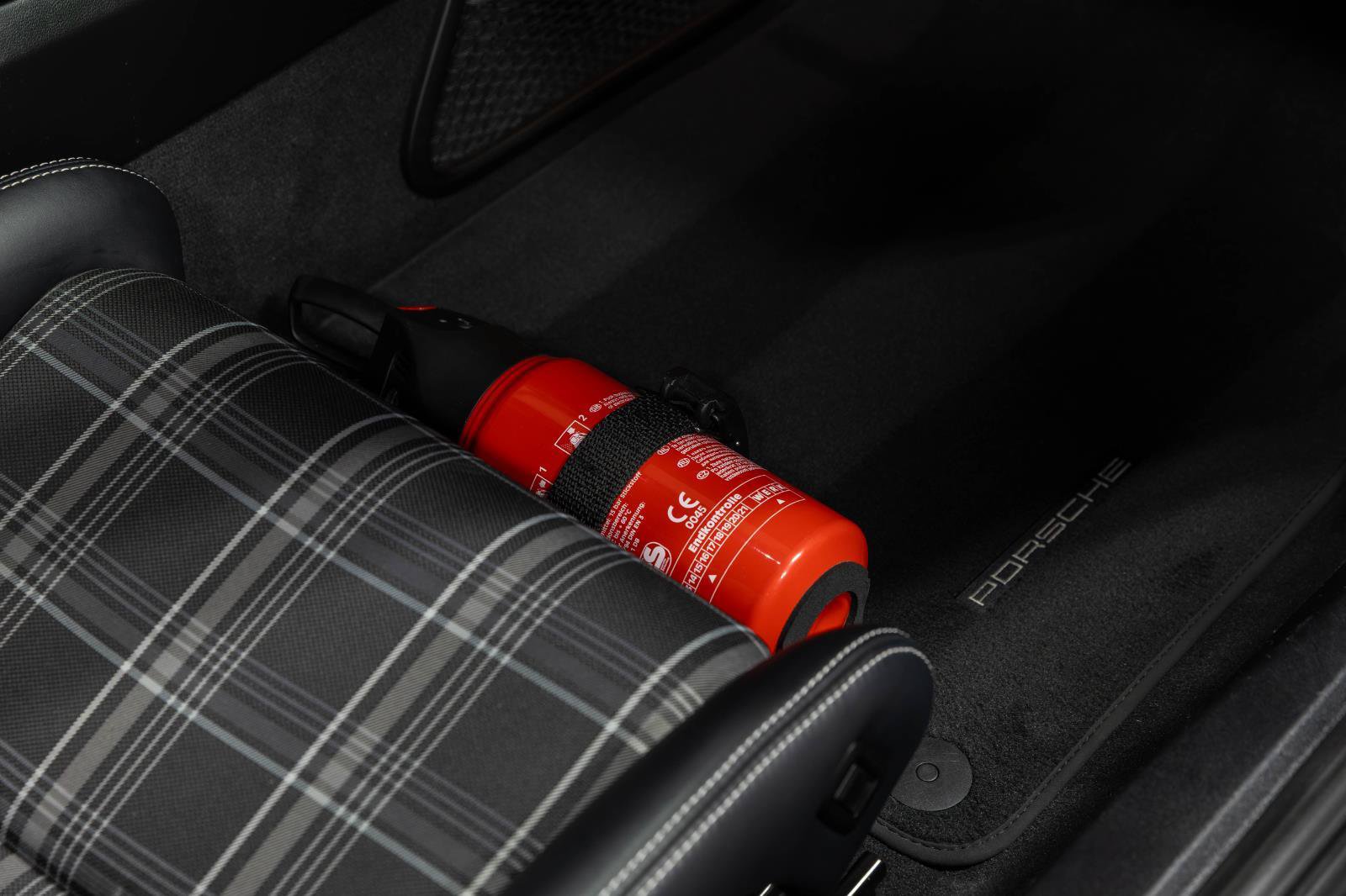 Used 2016 Porsche 911 GT3 RS RWD image 95