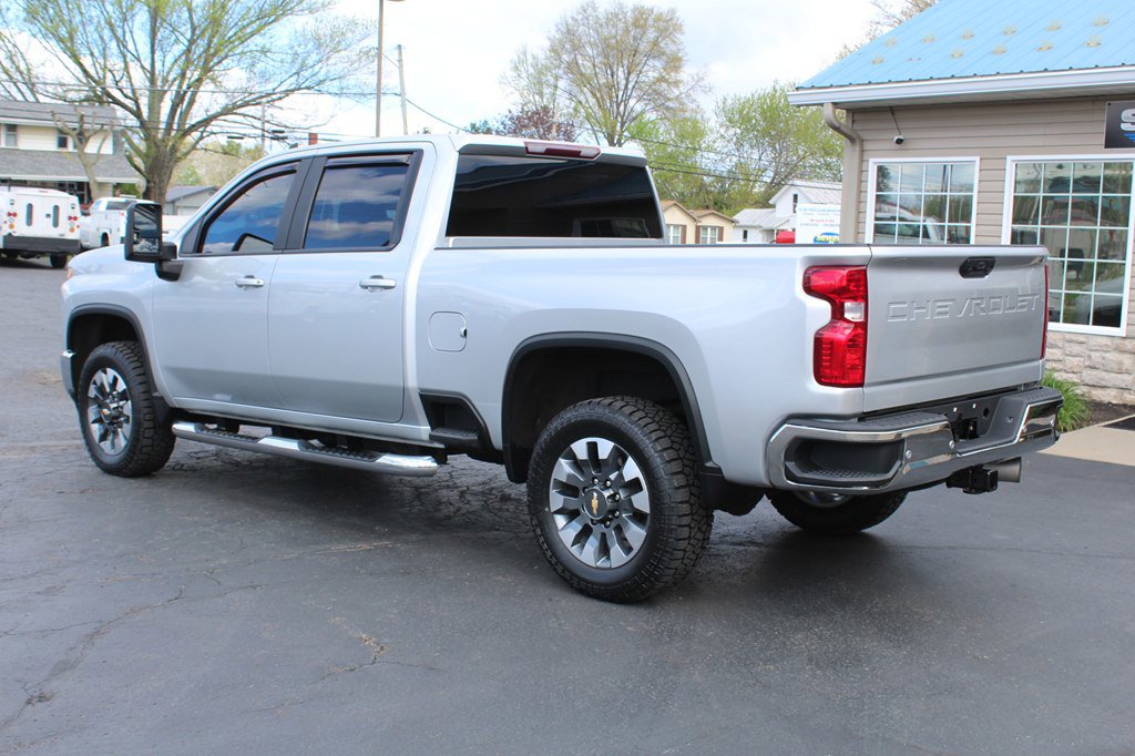 Used 2021 Chevrolet Silverado 2500 LT w/ All Star Edition AWD/4WD image 3