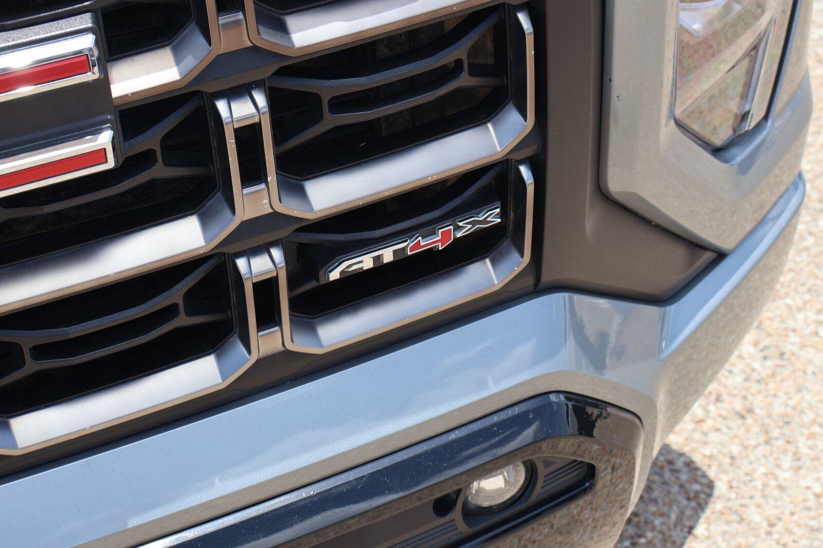 Used 2024 GMC Canyon AT4X AWD/4WD image 12