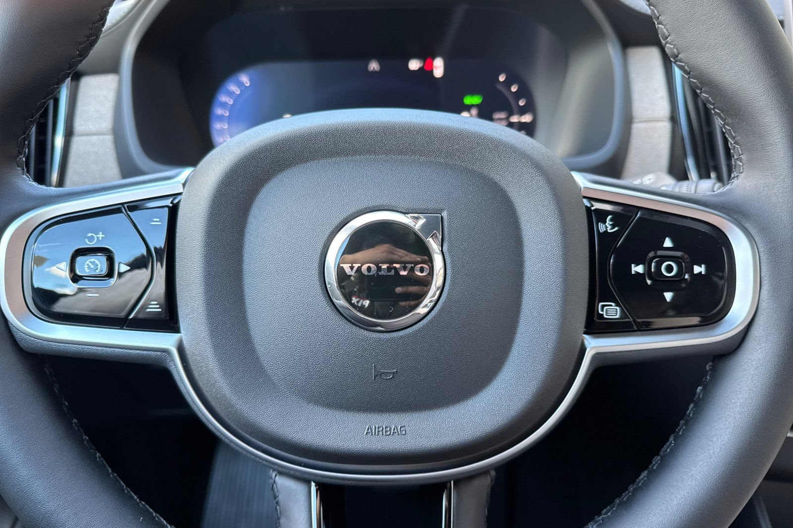 New 2026 Volvo XC90 T8 Ultra w/ Protection Package AWD/4WD image 26