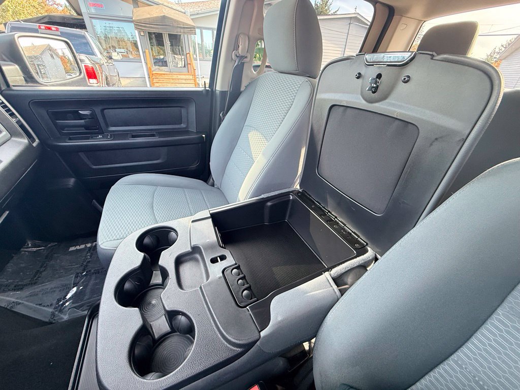 Used 2019 RAM 1500 ST w/ SXT Appearance Group AWD/4WD image 26