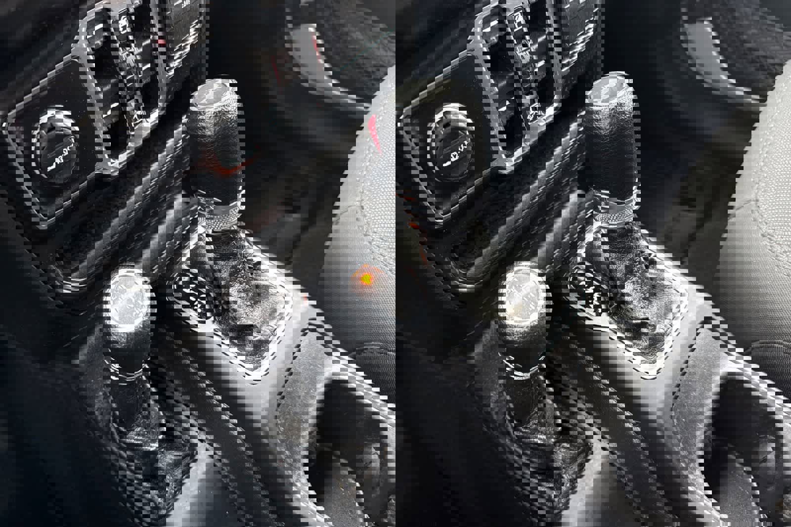 Used 2022 Jeep Wrangler Unlimited Sport image 23