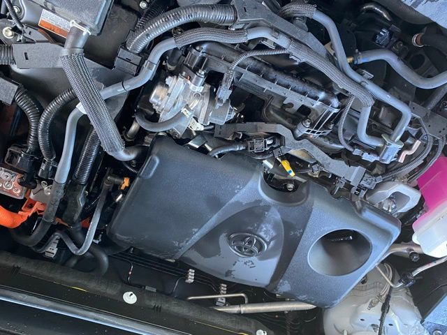 Used 2024 Toyota RAV4 SE image 15