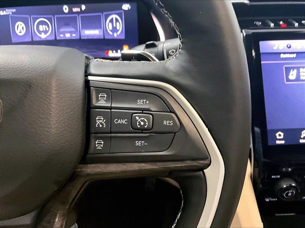 Used 2021 Jeep Grand Cherokee L Limited w/ Trailer Tow Group (B) image 25