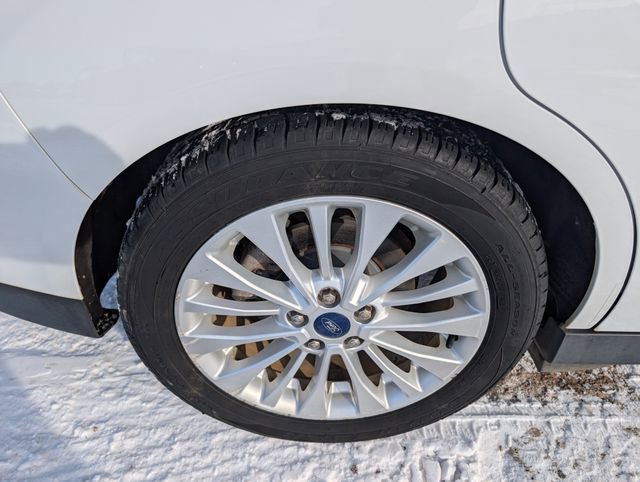 Used 2017 Ford C-MAX SE image 13