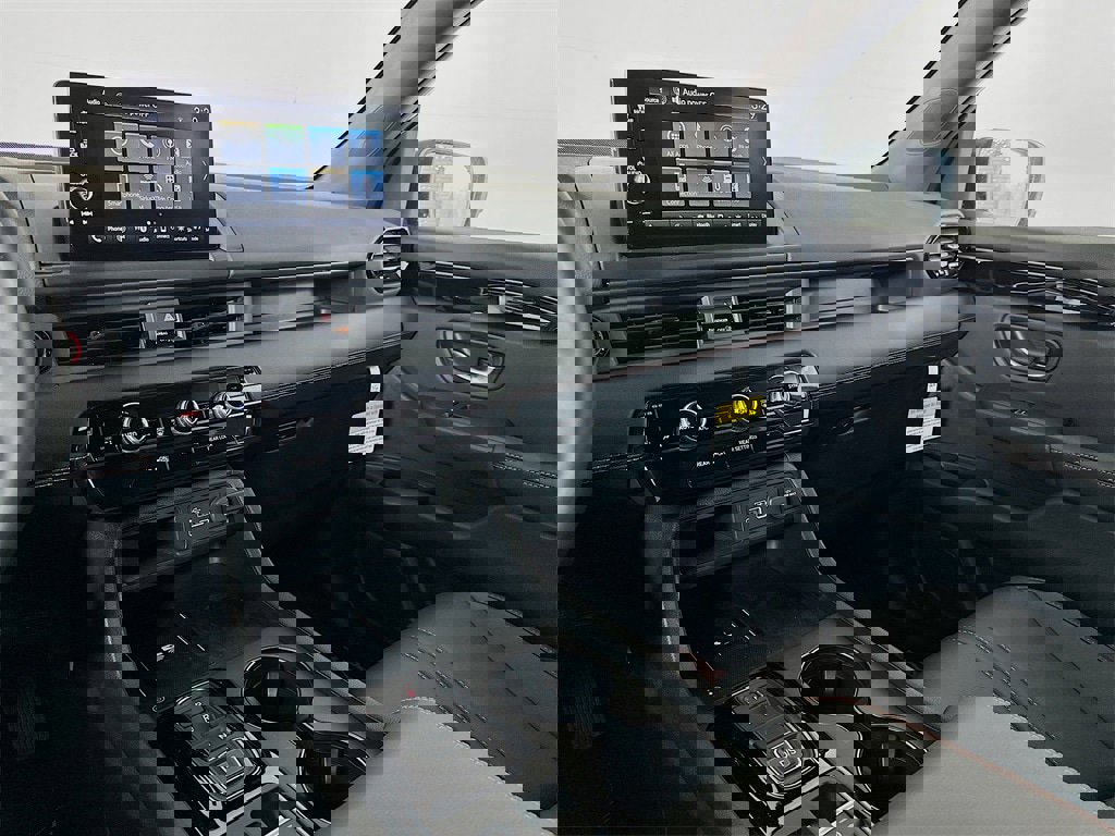 New 2025 Honda Pilot TrailSport image 17