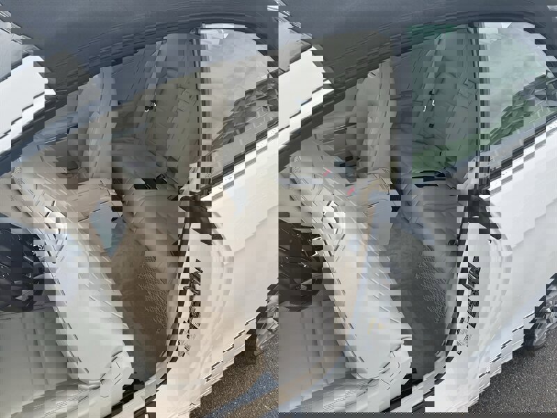 Used 2014 Mercedes-Benz E 350 Cabriolet image 20