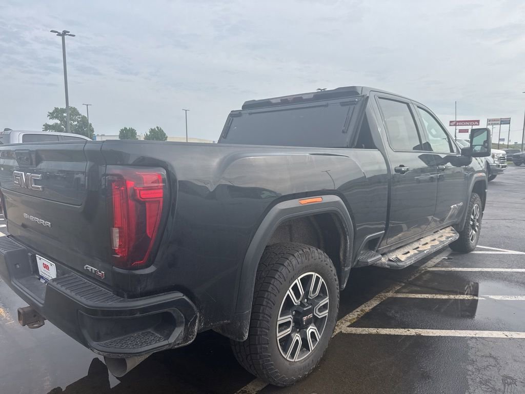 Used 2022 GMC Sierra 2500 AT4 w/ Gooseneck/5TH Wheel Package AWD/4WD image 4