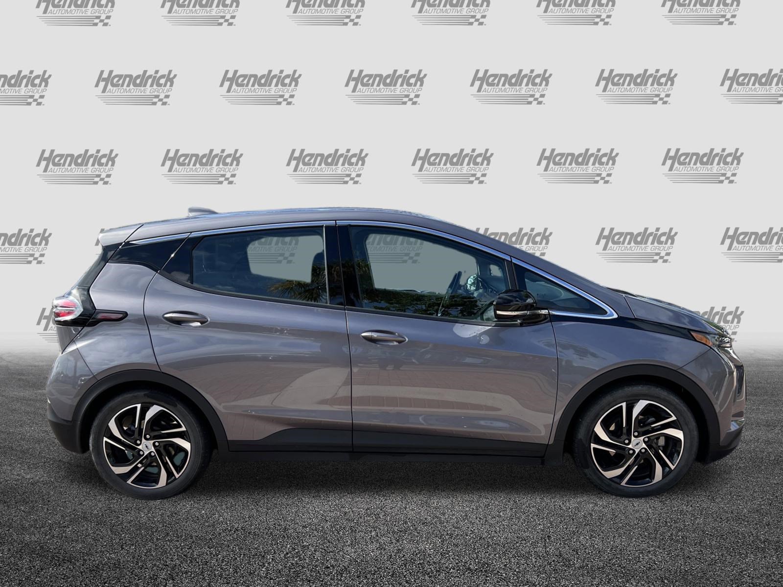 Used 2022 Chevrolet Bolt LT w/ Infotainment Package image 11