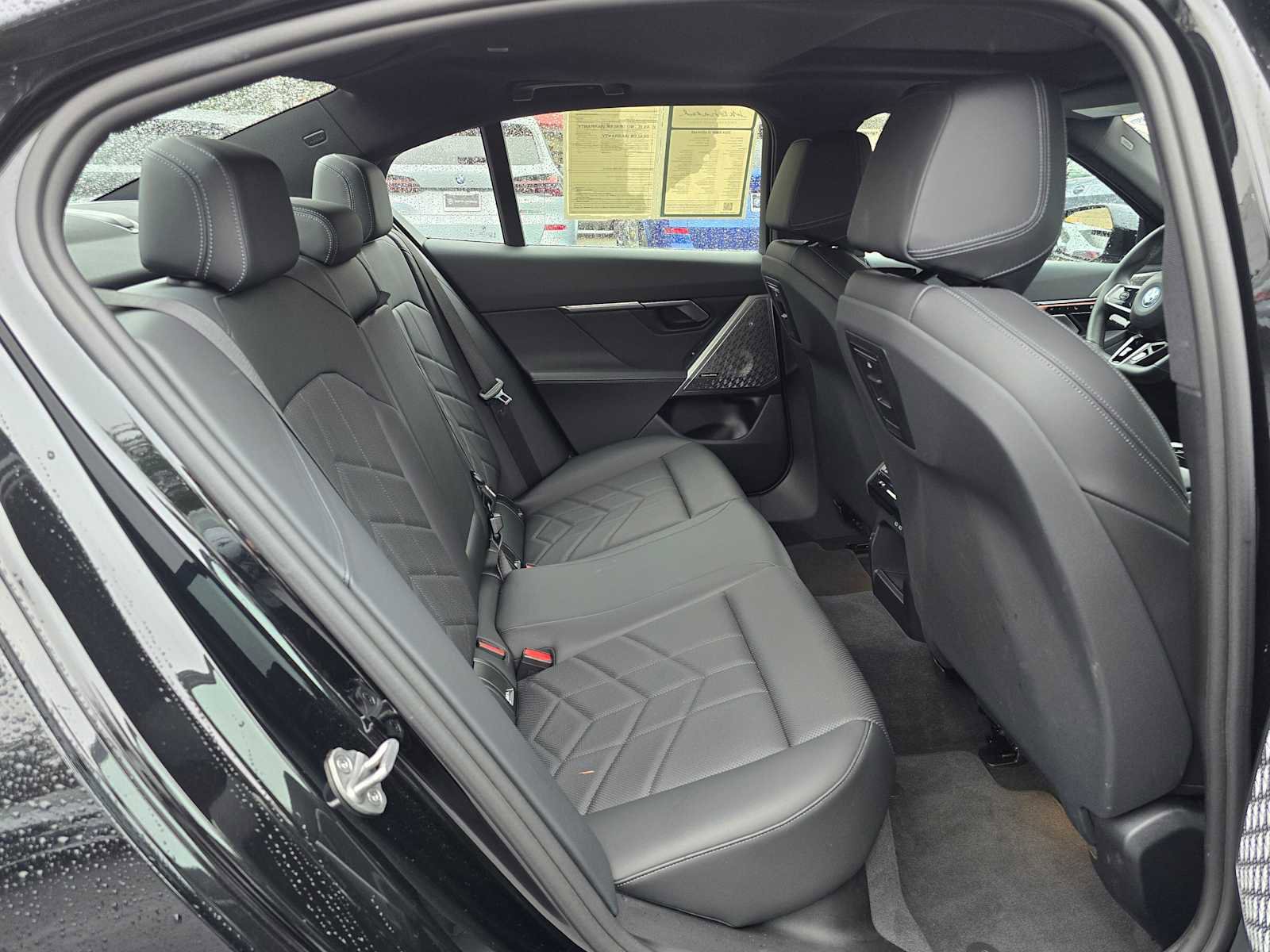 Used 2024 BMW i5 eDrive40i w/ M Sport Package image 13