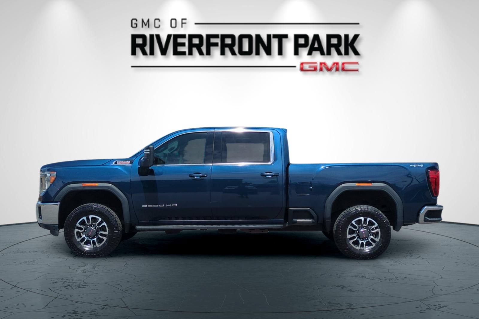 Used 2021 GMC Sierra 2500 SLE w/ SLE Value Package; AWD/4WD image 7