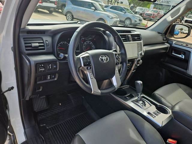 Used 2024 Toyota 4Runner SR5 Premium w/ Moonroof Package image 10