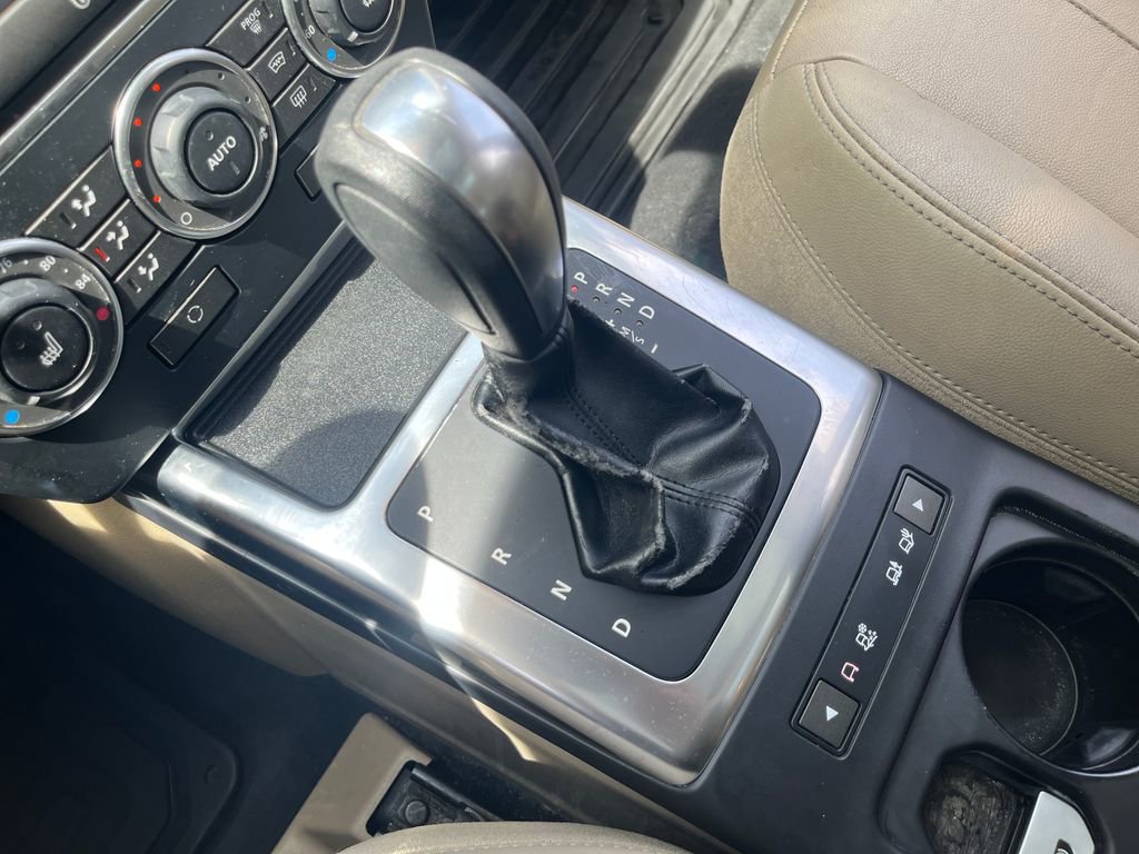 Used 2014 Land Rover LR2 AWD/4WD image 24