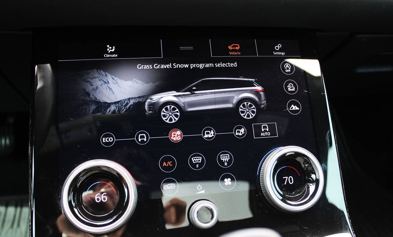 Used 2020 Land Rover Range Rover Evoque S AWD/4WD image 27