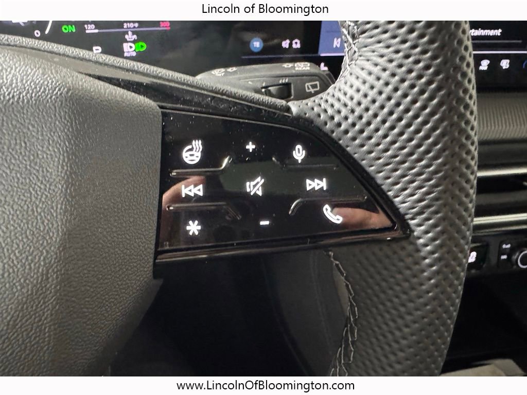 Used 2025 Audi SQ5 Prestige w/ Prestige Package image 48