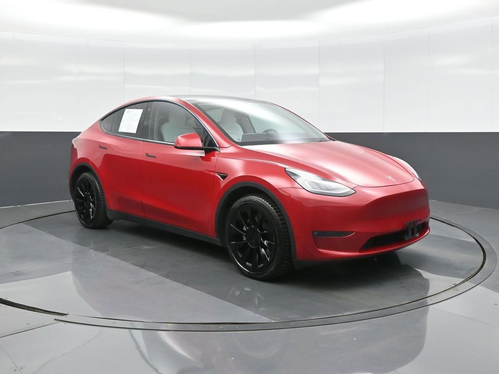 Used 2021 Tesla Model Y Long Range AWD/4WD image 1