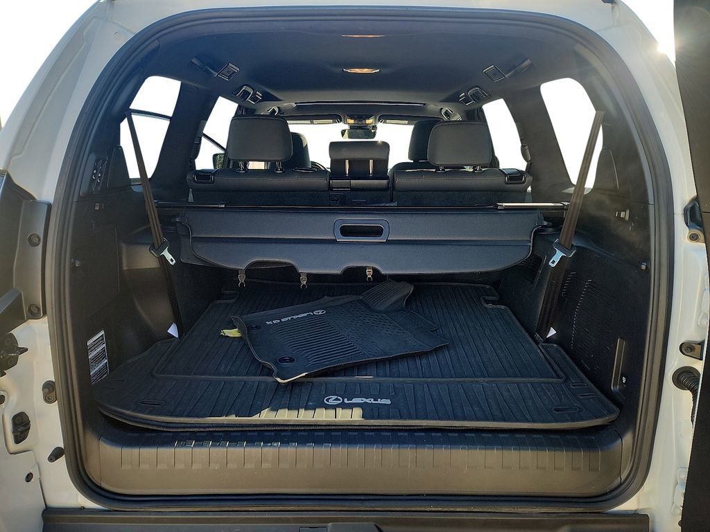 Used 2022 Lexus GX 460 Premium image 28