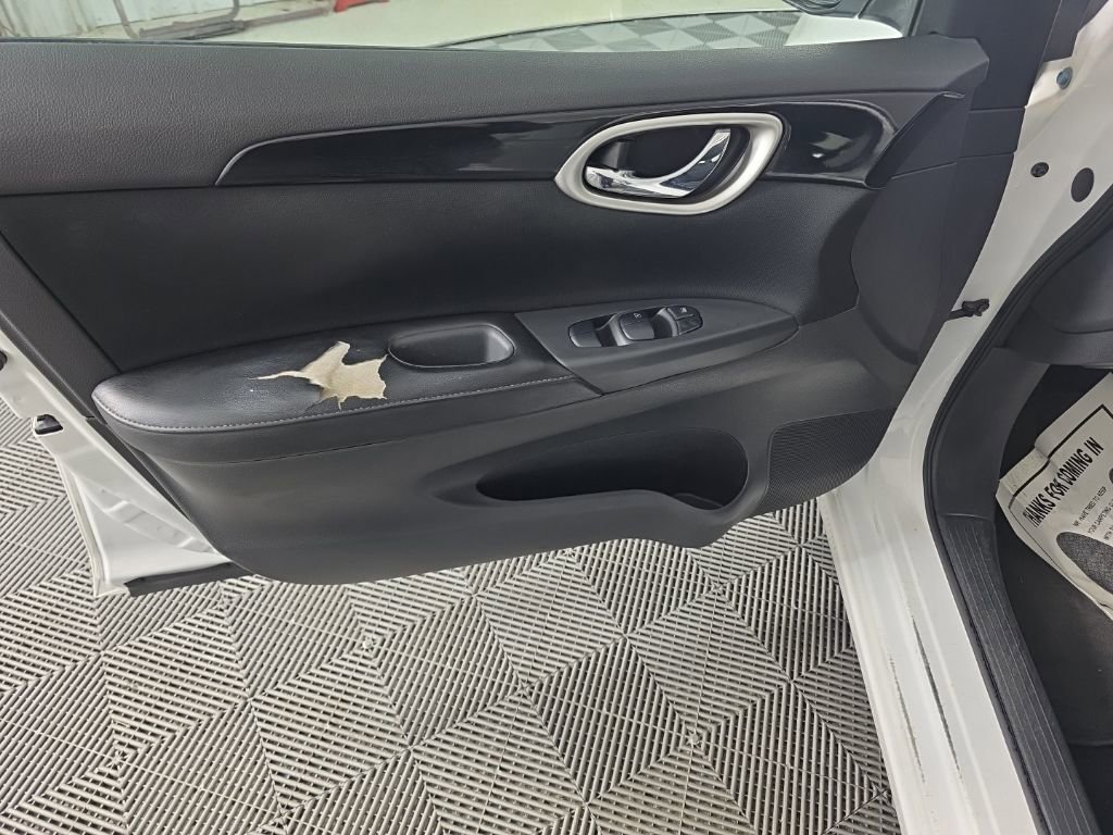Used 2019 Nissan Sentra SV image 12