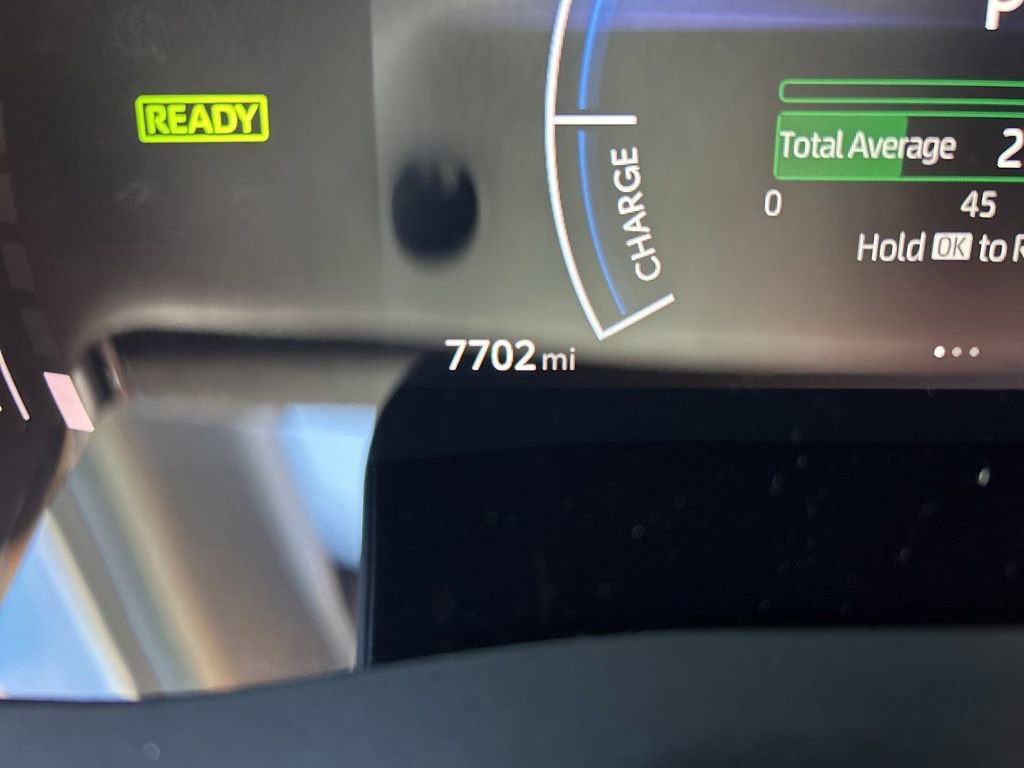 Used 2025 Toyota Camry SE w/ Convenience Package image 26