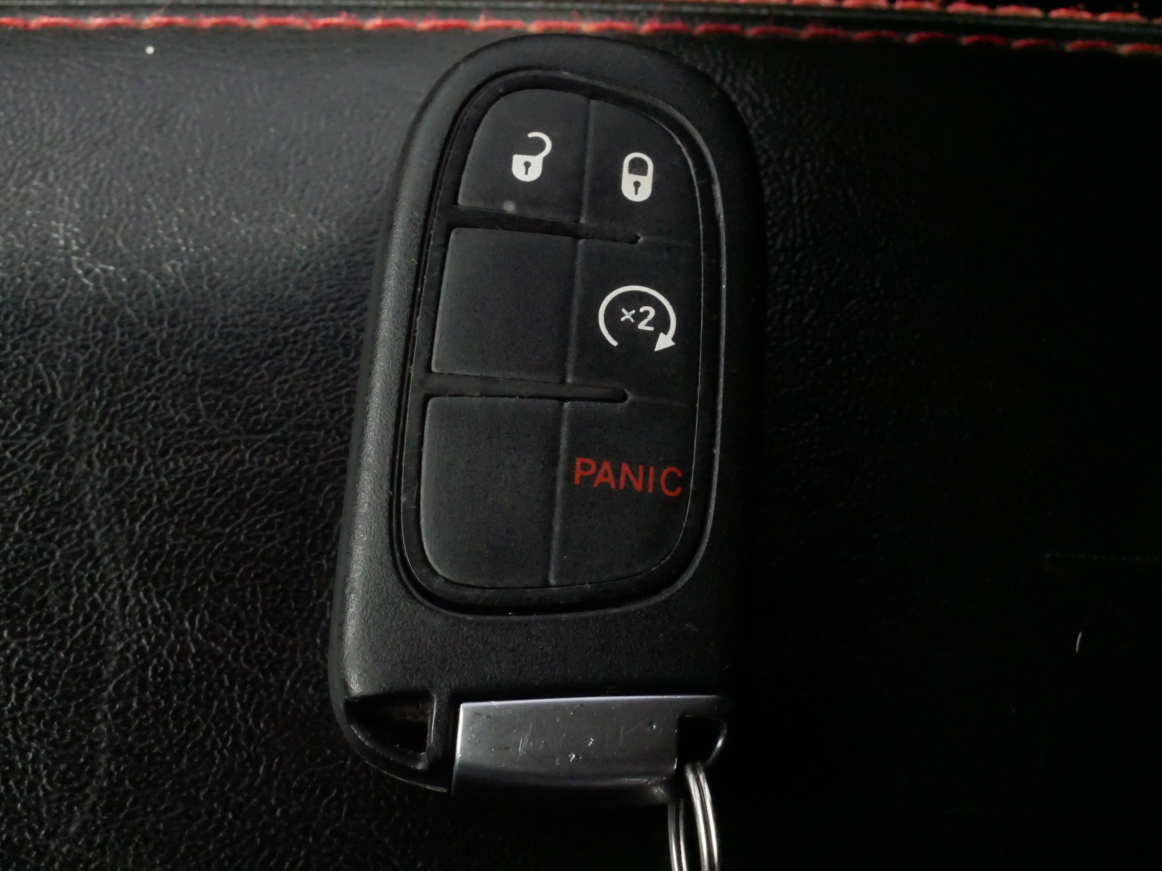 Used 2019 Jeep Cherokee Trailhawk w/ Cold Weather Group image 34