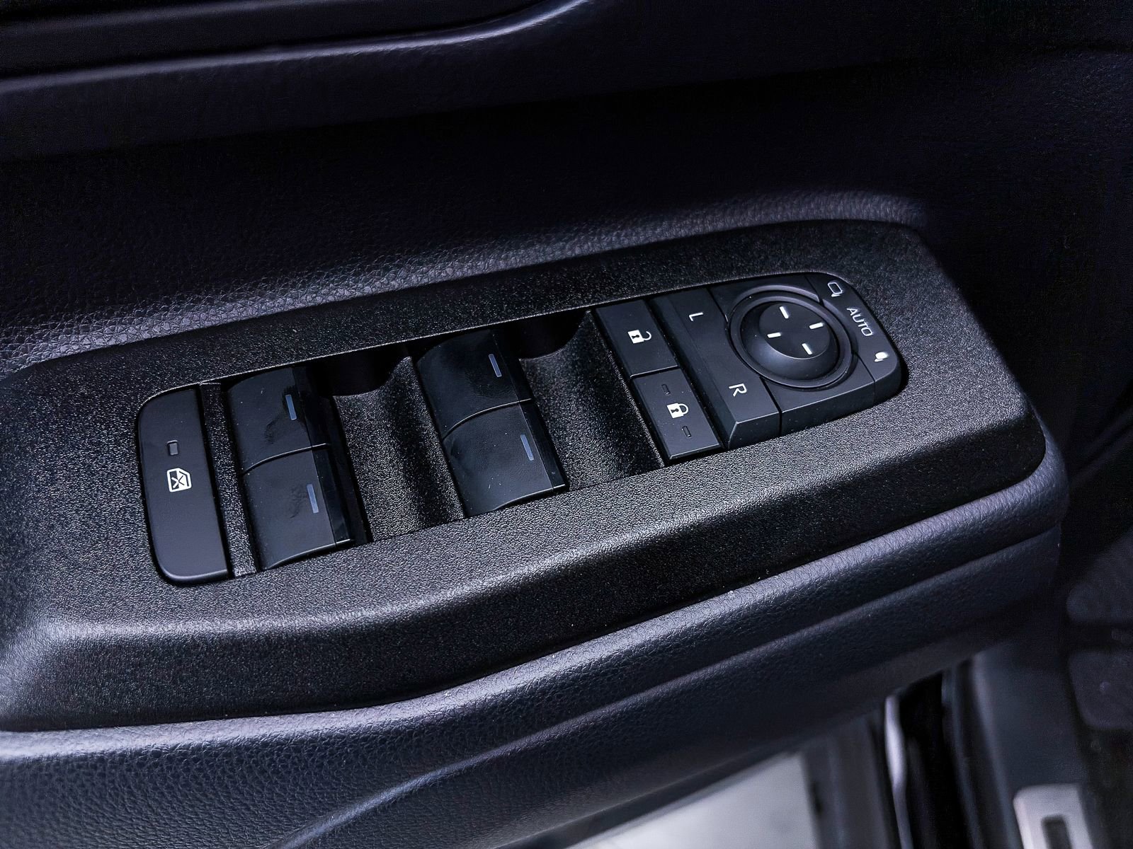 Used 2025 Toyota Land Cruiser 1958 image 17