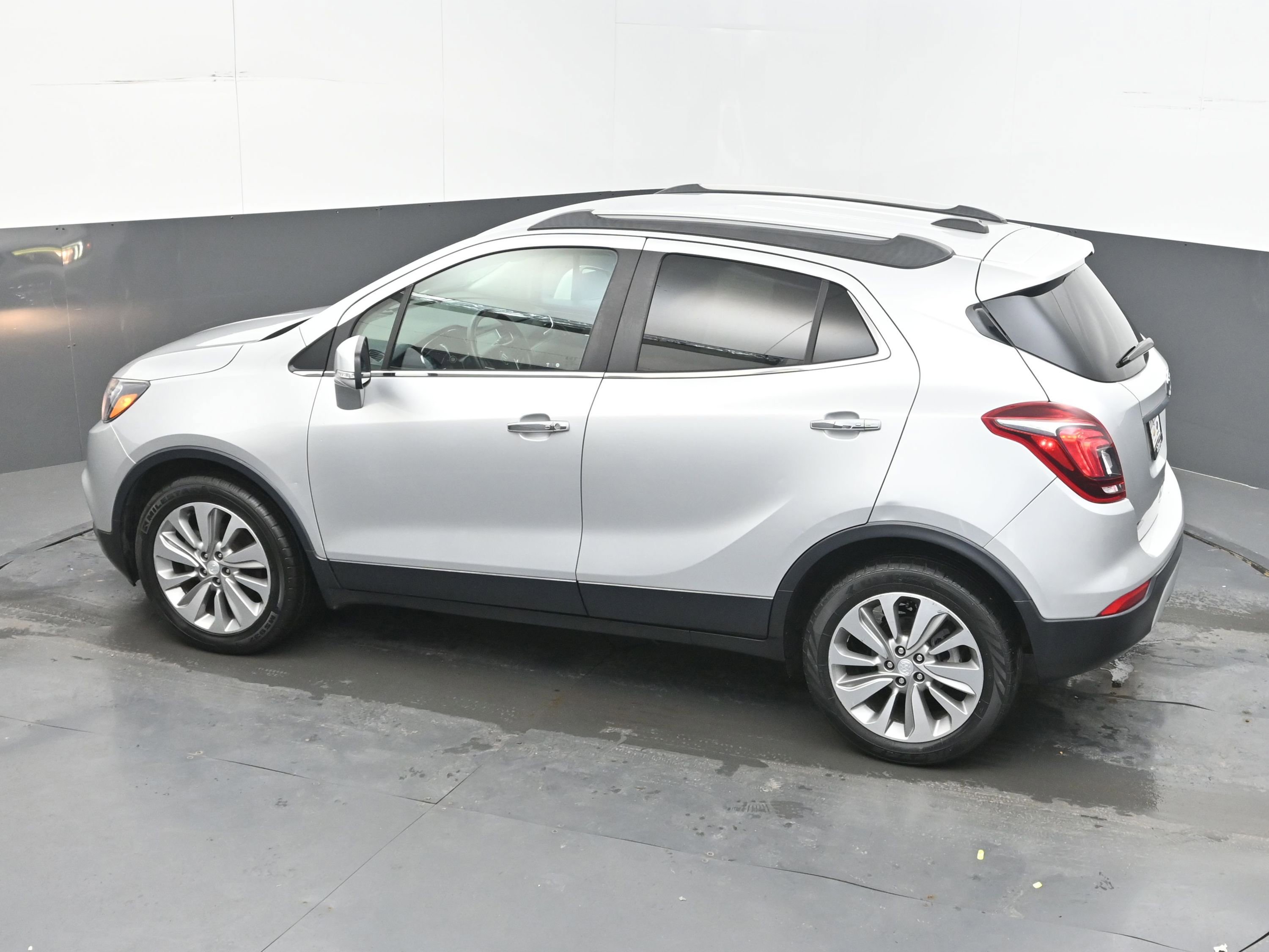 Used 2019 Buick Encore Preferred w/ Safety Package FWD image 30