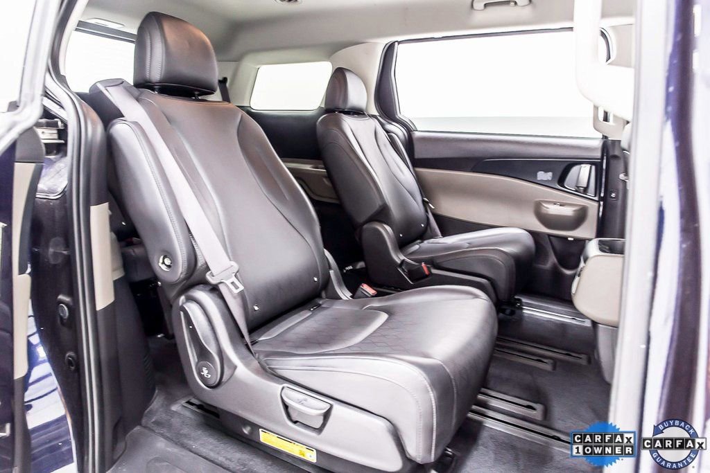 Used 2025 Kia Carnival image 33