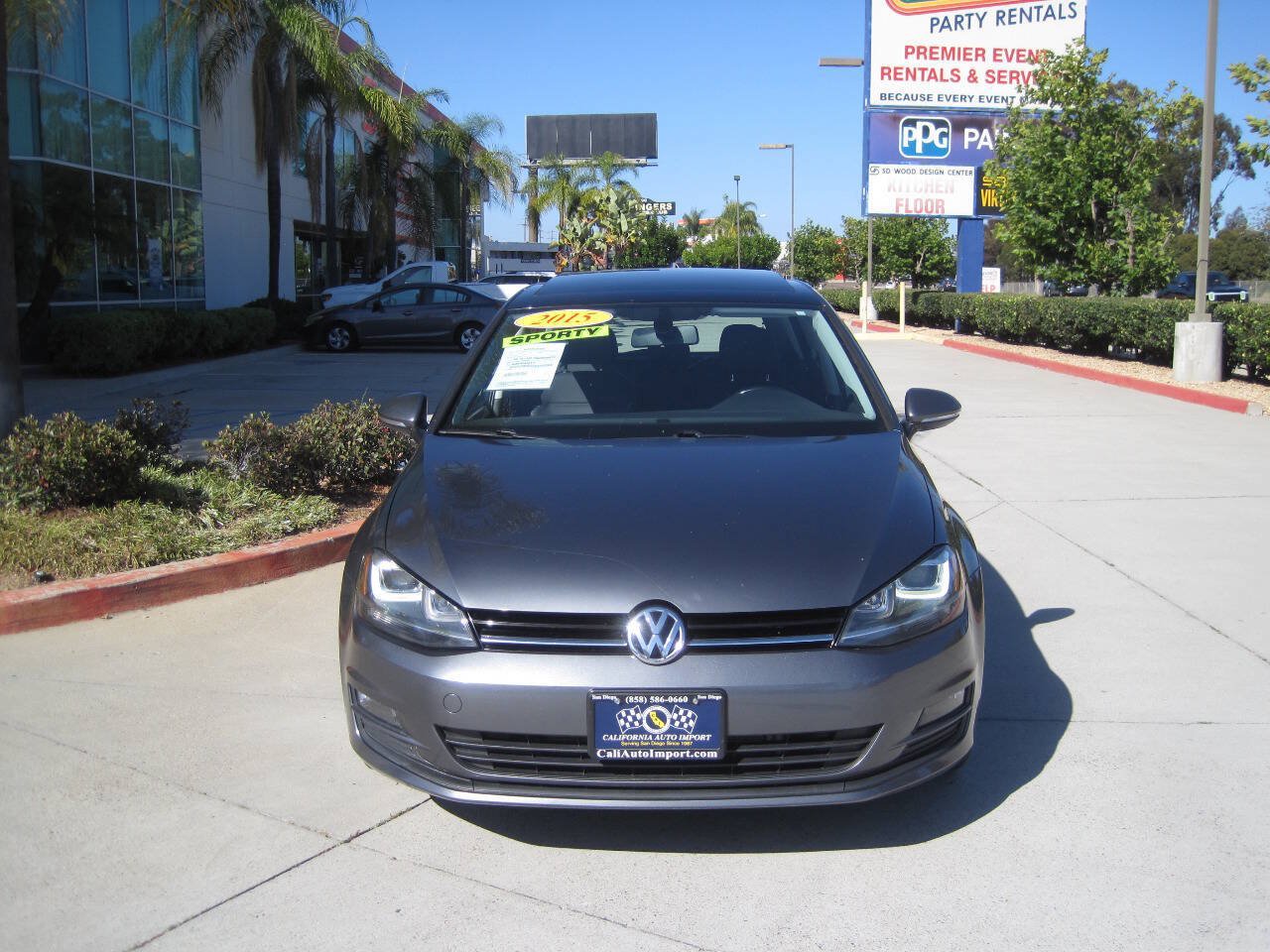 Used 2015 Volkswagen Golf S FWD image 6