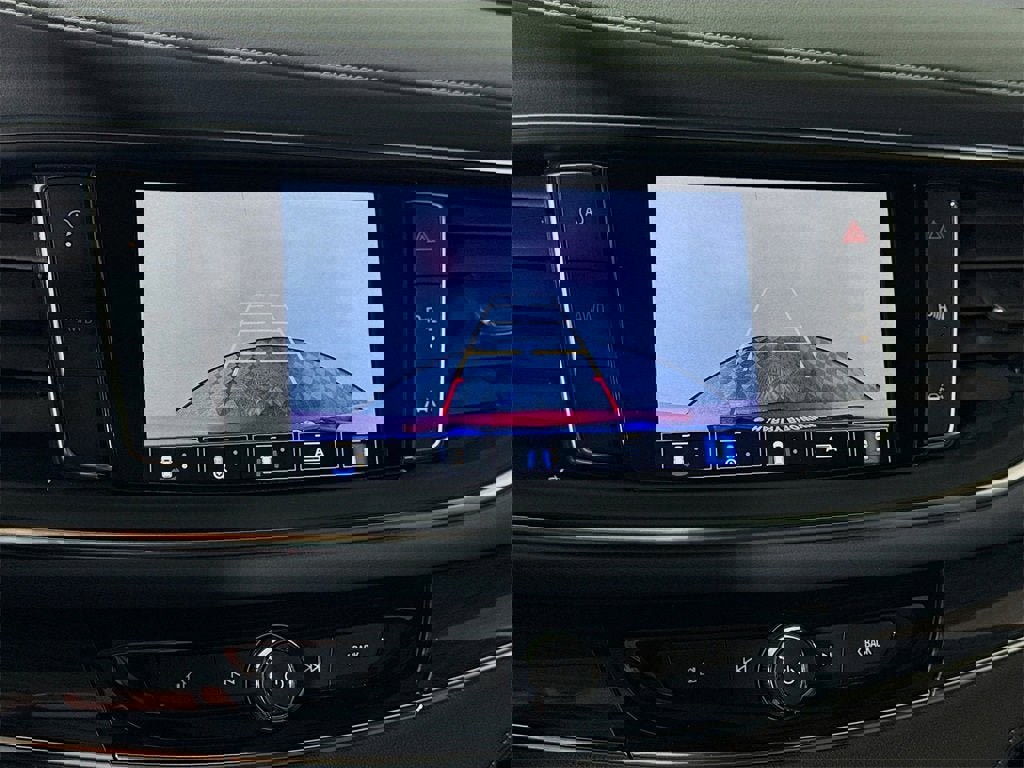 Certified 2023 Buick Enclave Essence w/ Experience Buick Package image 8