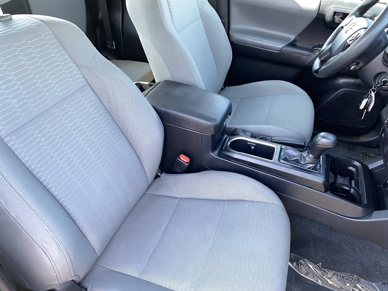 Used 2018 Toyota Tacoma SR w/ SR Convenience Package RWD image 11