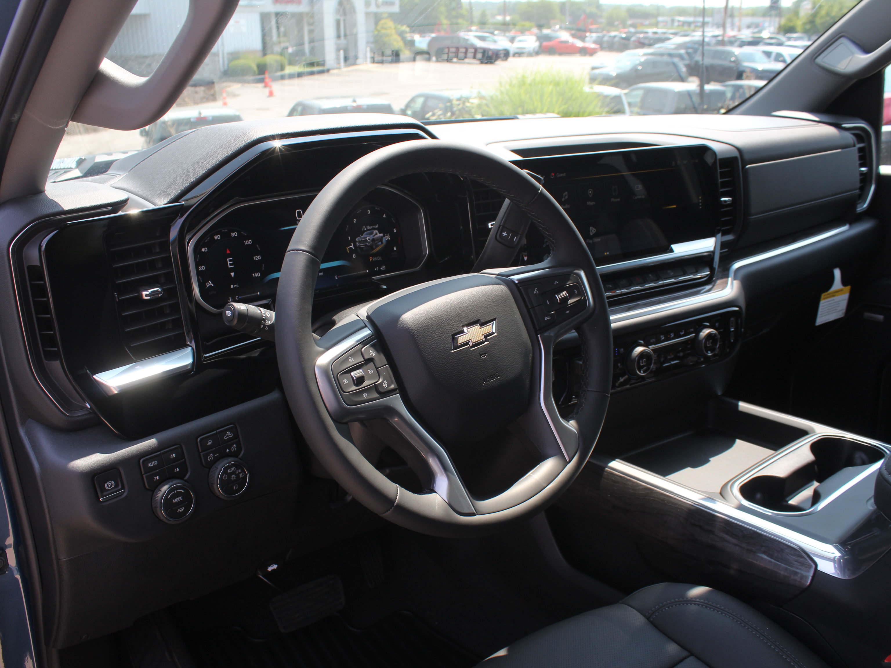 New 2026 Chevrolet Silverado 2500 LTZ w/ LTZ Convenience Package AWD/4WD image 11
