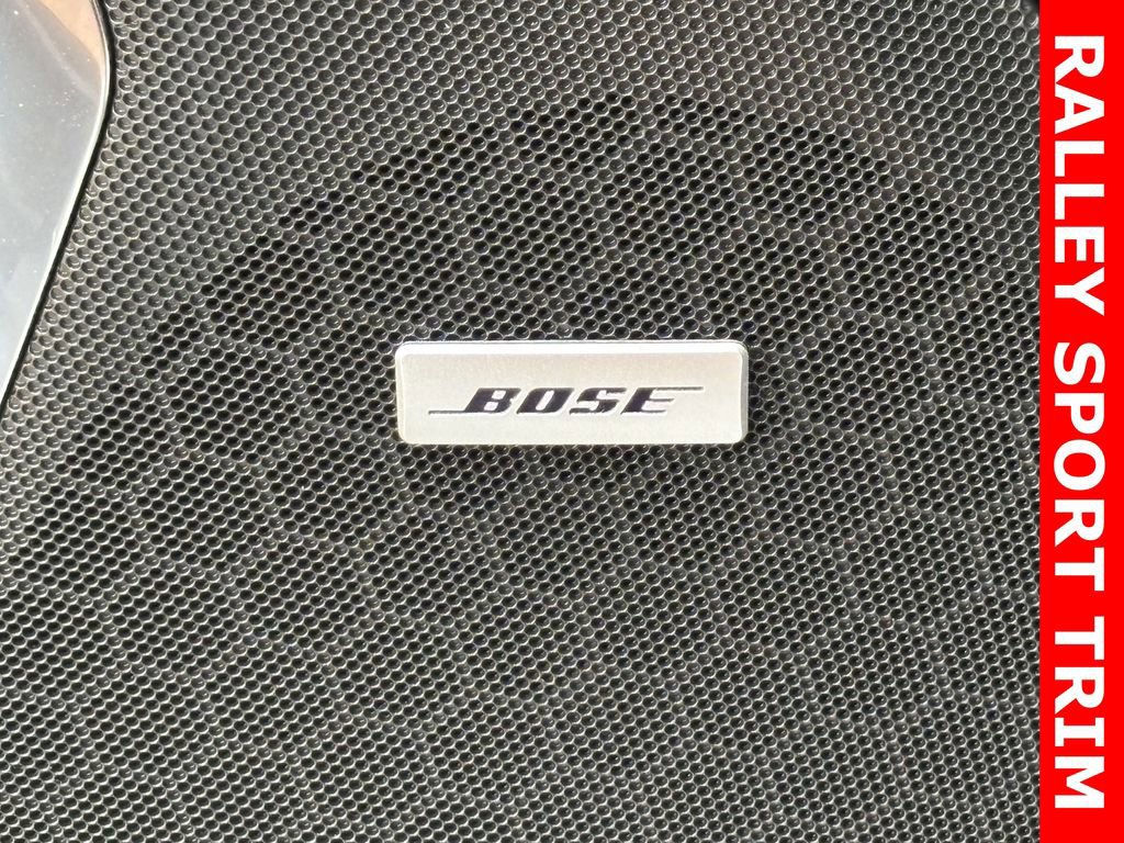 Used 2023 Chevrolet Suburban RST w/ Luxury Package image 25