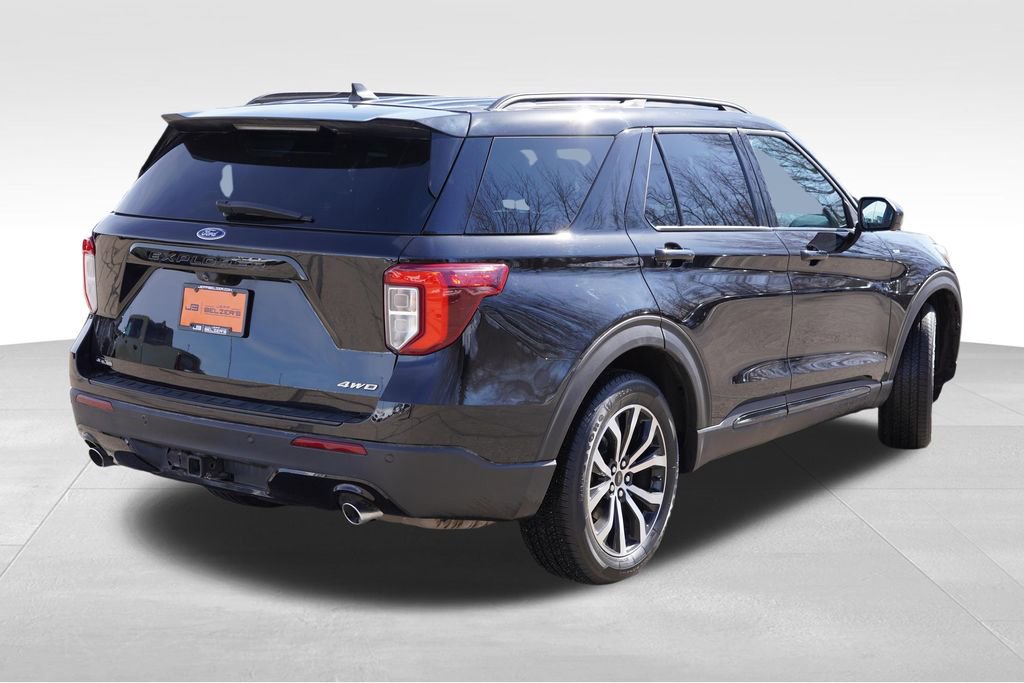 Used 2023 Ford Explorer ST-Line w/ Class IV Trailer Tow Package image 5