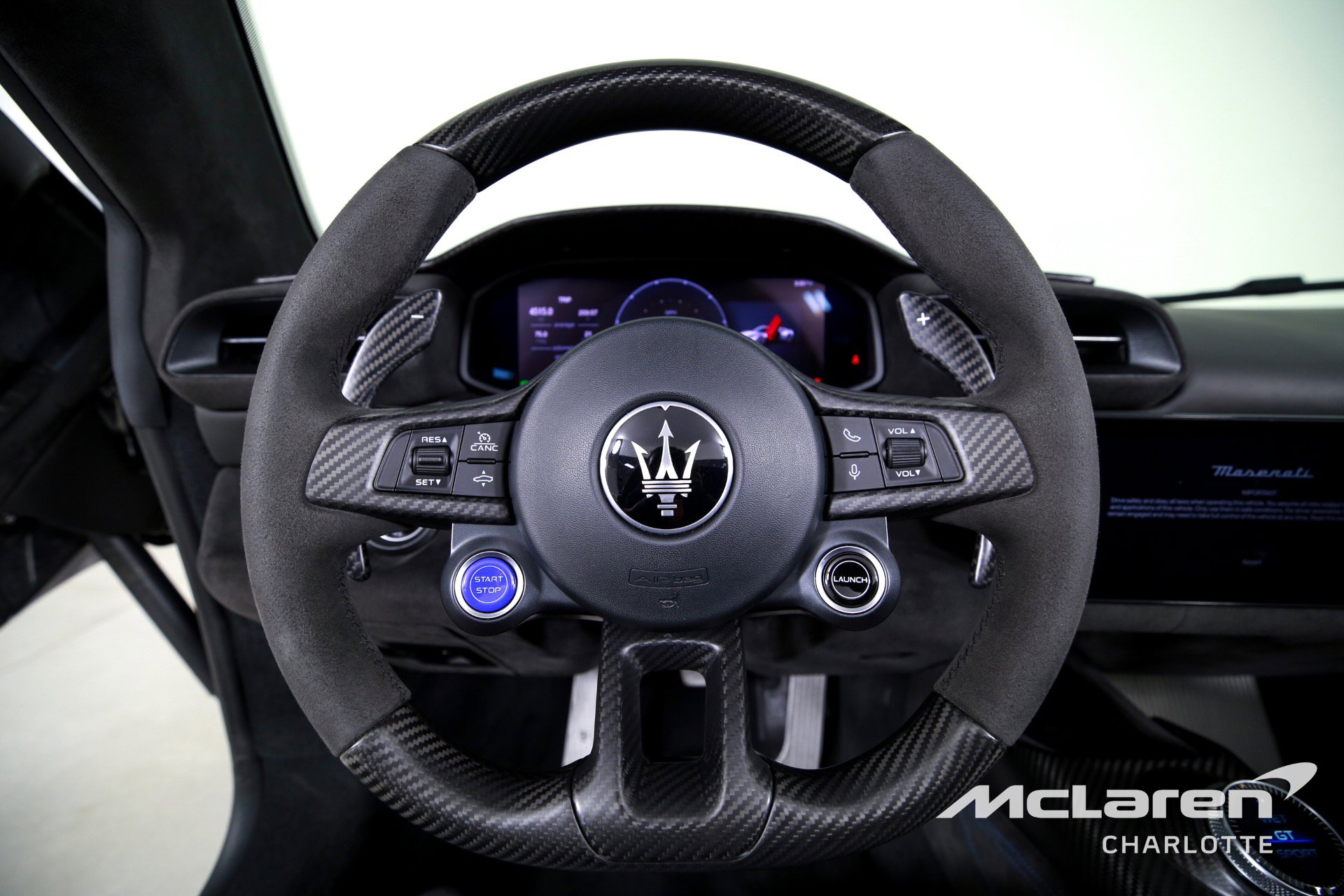 Used 2023 Maserati MC20 Spyder image 16